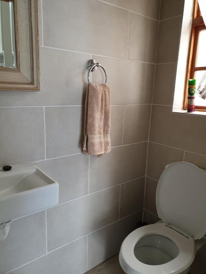 Pongola Road Self Catering Accommodation Uitenhage المظهر الخارجي الصورة