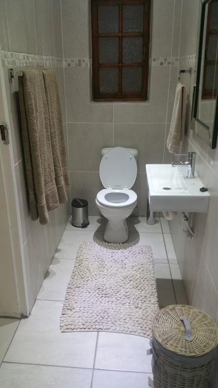 Pongola Road Self Catering Accommodation Uitenhage المظهر الخارجي الصورة