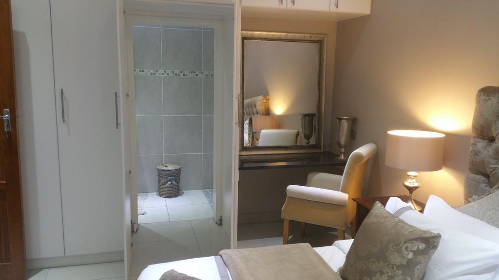 Pongola Road Self Catering Accommodation Uitenhage المظهر الخارجي الصورة