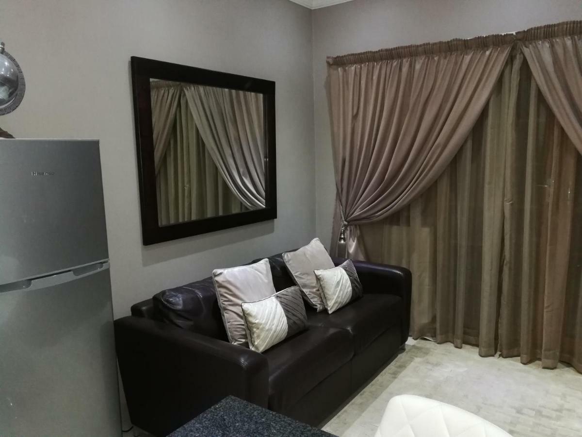 Pongola Road Self Catering Accommodation Uitenhage المظهر الخارجي الصورة
