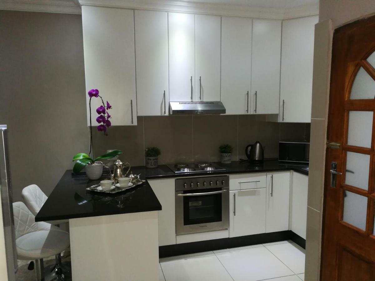 Pongola Road Self Catering Accommodation Uitenhage المظهر الخارجي الصورة