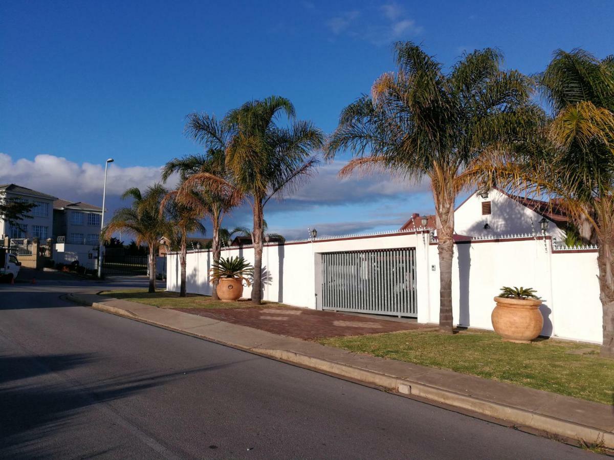 Pongola Road Self Catering Accommodation Uitenhage المظهر الخارجي الصورة