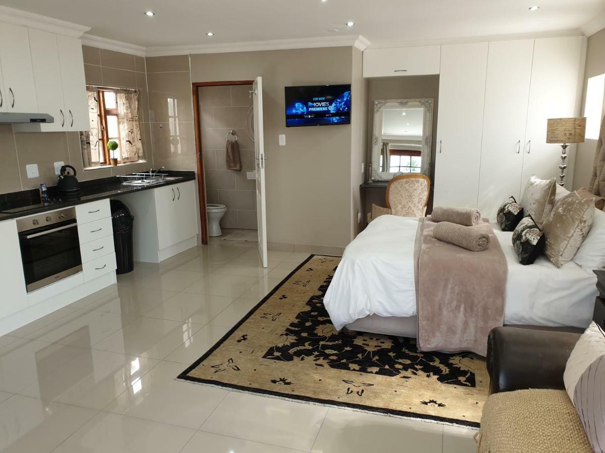 Pongola Road Self Catering Accommodation Uitenhage المظهر الخارجي الصورة