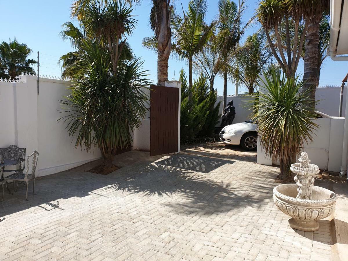 Pongola Road Self Catering Accommodation Uitenhage المظهر الخارجي الصورة