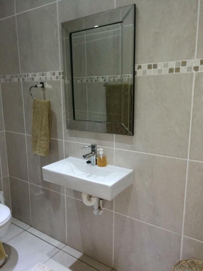 Pongola Road Self Catering Accommodation Uitenhage المظهر الخارجي الصورة