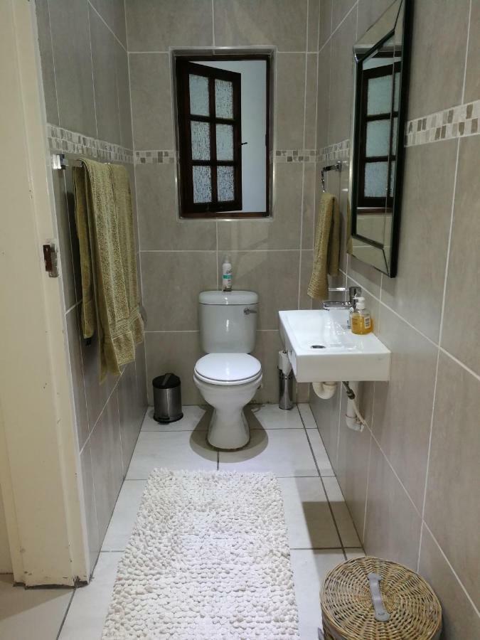 Pongola Road Self Catering Accommodation Uitenhage المظهر الخارجي الصورة